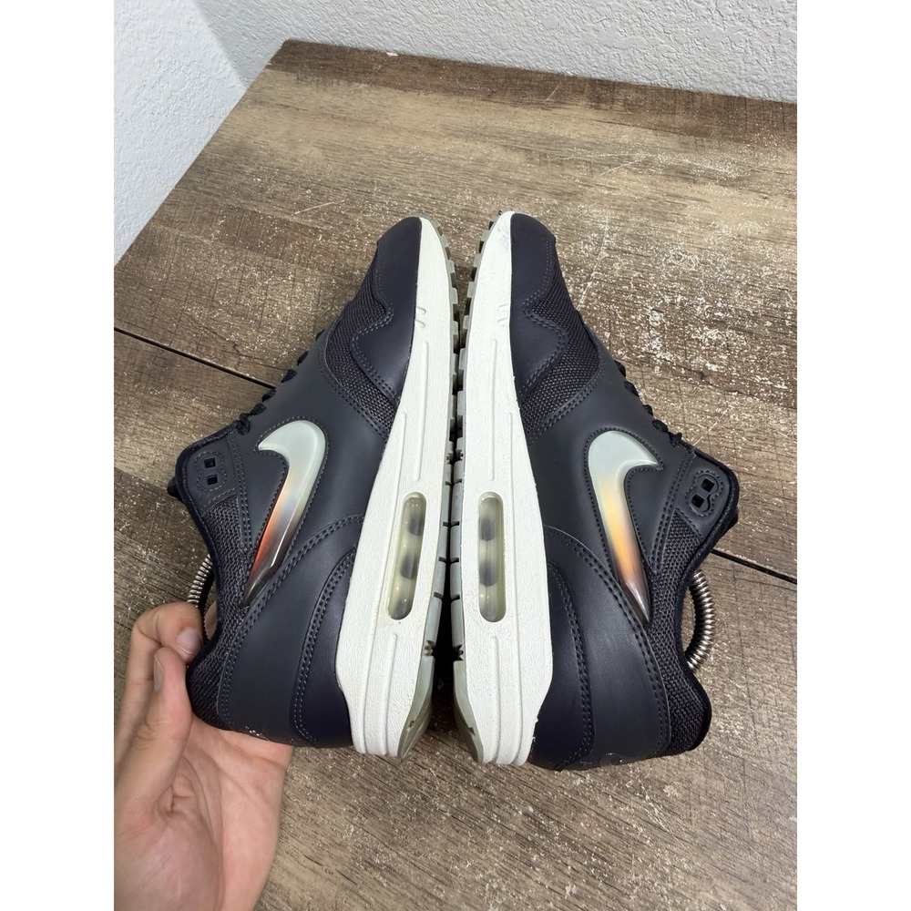 Nike Air Max 1 Women's Sneakers Size 9 Black Leather Jelly Jewel AT5248-001 - Picture 5 of 7